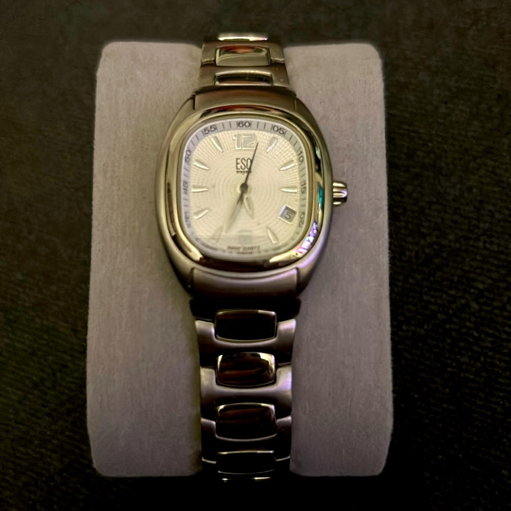 ESQ Swiss Womens E5267 Stainless Steel Oval Silver Tone Quartz Watch